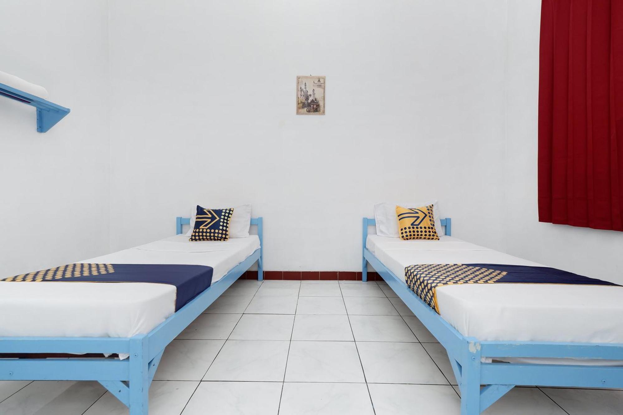 Spot On 2289 Hotel Saudara Tegal  Zewnętrze zdjęcie