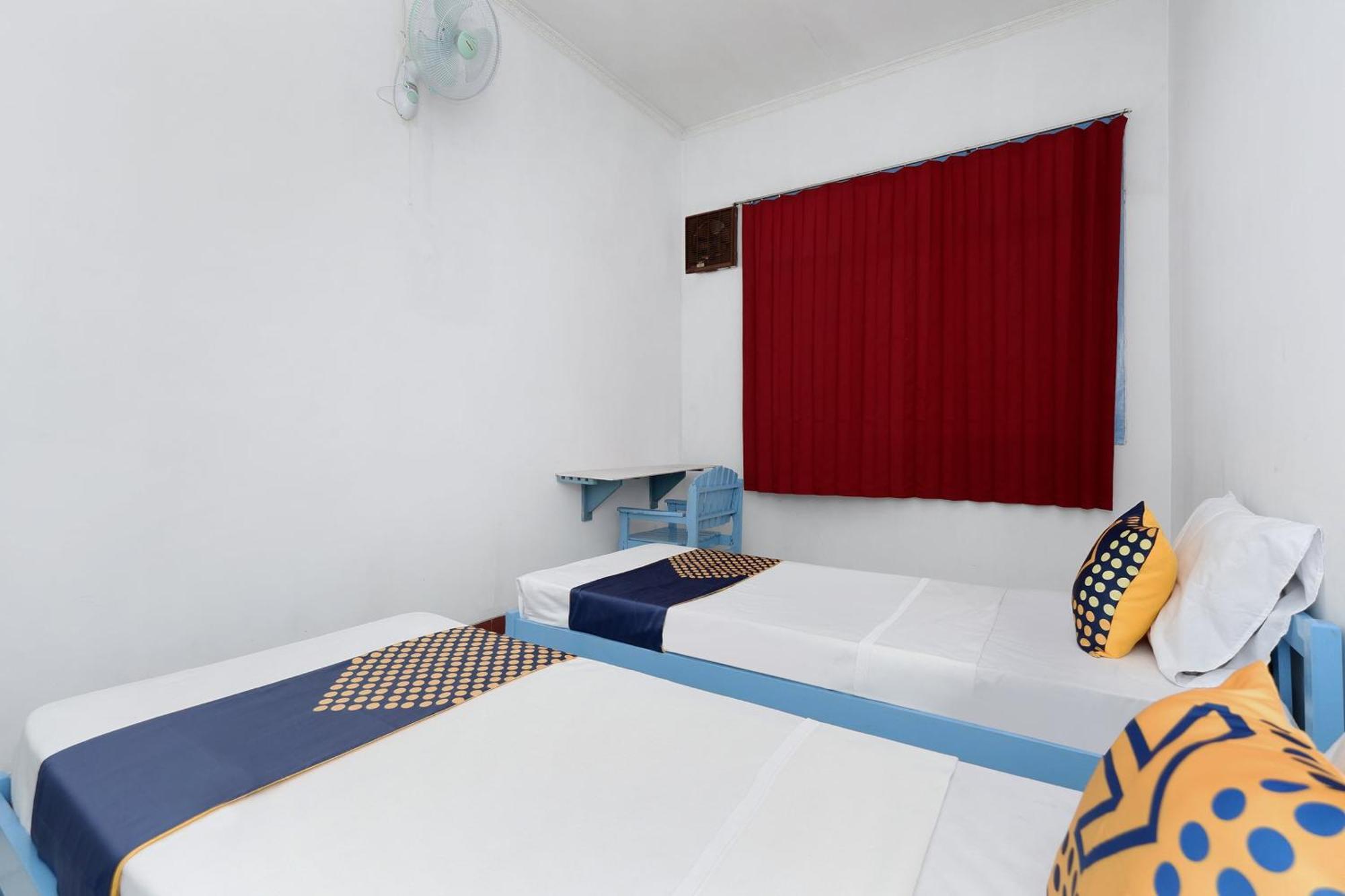 Spot On 2289 Hotel Saudara Tegal  Zewnętrze zdjęcie